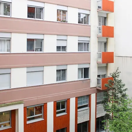 Charming Studio Near Place Gambetta Apartment Paris